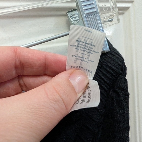 Marine Layer Women's Black Allison Pant - Picture 4 of 4